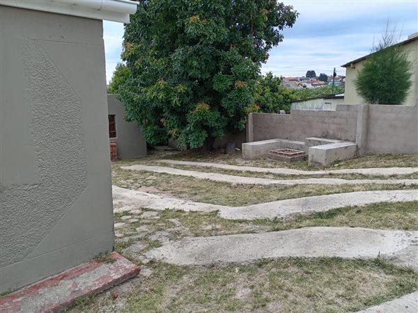 2 Bedroom Property for Sale in Mdantsane Eastern Cape